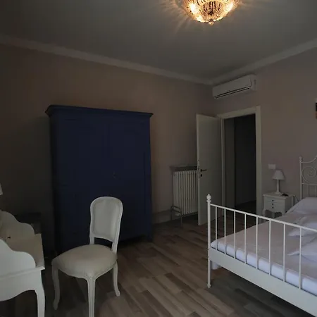 לינה וארוחת בוקר All'asilo Villanova Mondovì