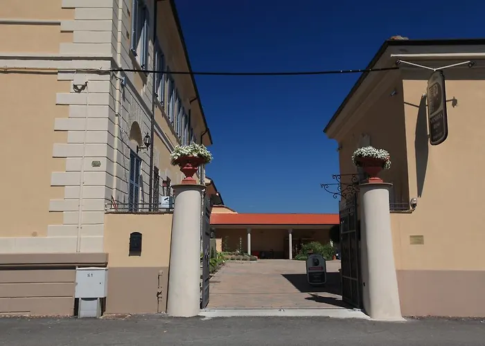 All'asilo Отель типа 